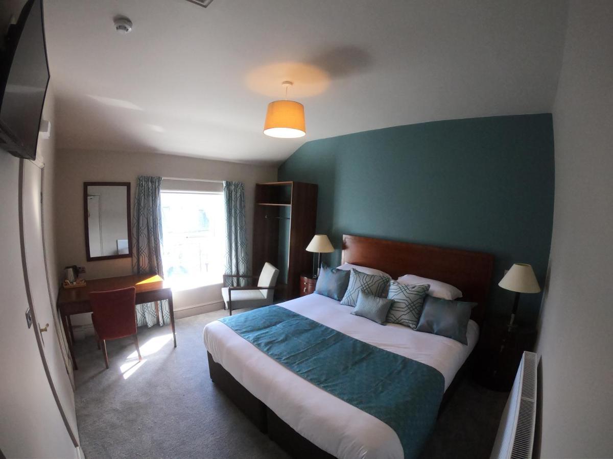 Tap & Spile Hotell Bangor  Rum bild
